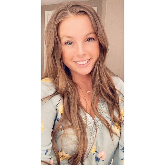 Meet Your Posher, Ashlie! - Picture 8 of 16